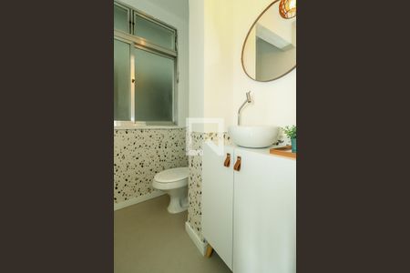 Lavabo de apartamento para alugar com 3 quartos, 91m² em Moinhos de Vento, Porto Alegre