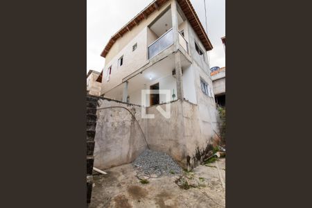 Fachada de casa à venda com 4 quartos, 167m² em Jardim Flor da Montanha, Guarulhos