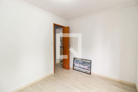 Quarto 1 de apartamento para alugar com 2 quartos, 42m² em Jardim Redil, São Paulo