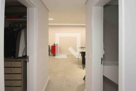 Corredor de apartamento à venda com 3 quartos, 90m² em Vila Graciosa, São Paulo
