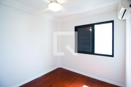 Sala de TV de apartamento para alugar com 2 quartos, 90m² em Itaim Bibi, São Paulo