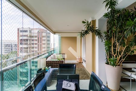 Varanda Sala de apartamento à venda com 3 quartos, 119m² em Vila Andrade, São Paulo
