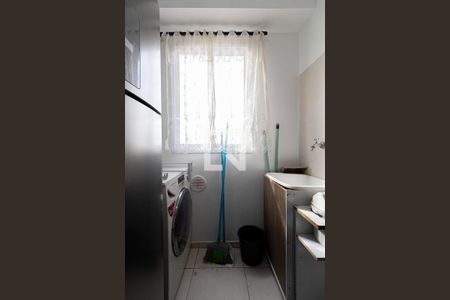 Sala/Cozinha e Área de Serviço de apartamento para alugar com 2 quartos, 36m² em Jardim America da Penha, São Paulo