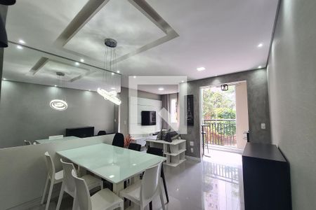 Sala de apartamento à venda com 2 quartos, 68m² em Vila Ivone, São Paulo
