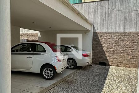 Garagem de casa à venda com 5 quartos, 270m² em Estoril, Belo Horizonte