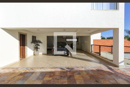 GARAGEM de casa à venda com 4 quartos, 596m² em Estoril, Belo Horizonte