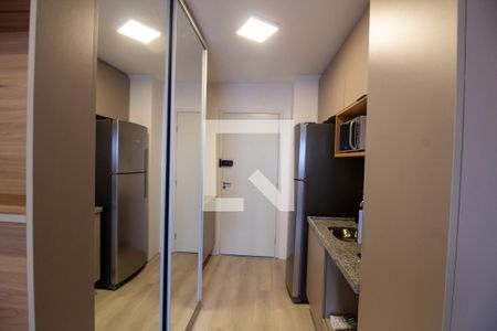 Cozinha de kitnet/studio para alugar com 1 quarto, 25m² em Jardim das Acacias, São Paulo