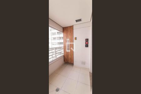 Área de Serviço de apartamento para alugar com 2 quartos, 67m² em Centro, Osasco