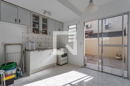 Cozinha de casa de condomínio à venda com 2 quartos, 76m² em Humaitá, Porto Alegre