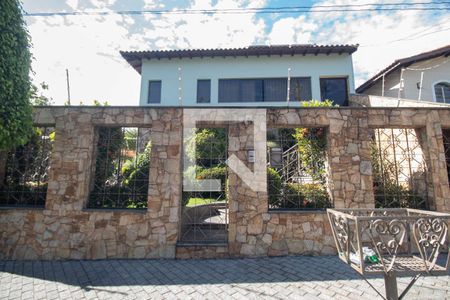 Fachada de casa à venda com 3 quartos, 290m² em Jardim Leonor Mendes de Barros, São Paulo