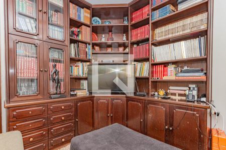 Sala de TV de apartamento à venda com 3 quartos, 240m² em Jardim da Saúde, São Paulo