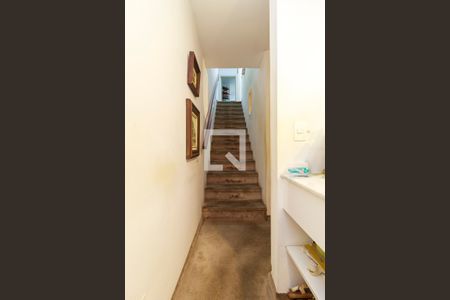 Escada de casa à venda com 3 quartos, 158m² em Chácara Santo Antônio (zona Sul), São Paulo