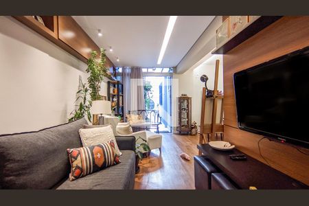 Sala de apartamento à venda com 2 quartos, 140m² em Carmo, Belo Horizonte