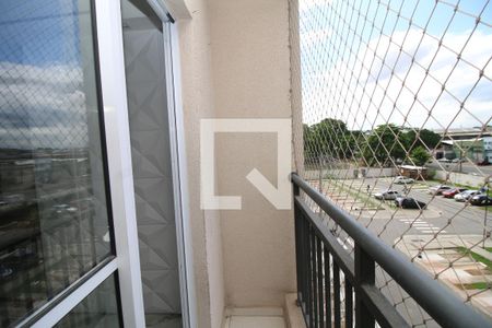 Varanda de apartamento para alugar com 2 quartos, 44m² em Parada de Lucas, Rio de Janeiro