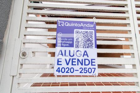 Placa  de casa para alugar com 4 quartos, 180m² em Taquaral, Campinas