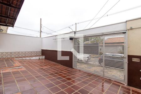 Garagem de casa para alugar com 4 quartos, 180m² em Taquaral, Campinas