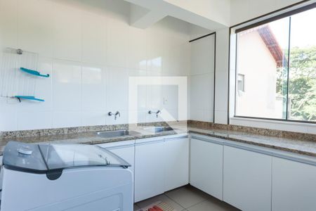 Área de Serviço de casa de condomínio à venda com 3 quartos, 308m² em Vale das Araras, Nova Lima