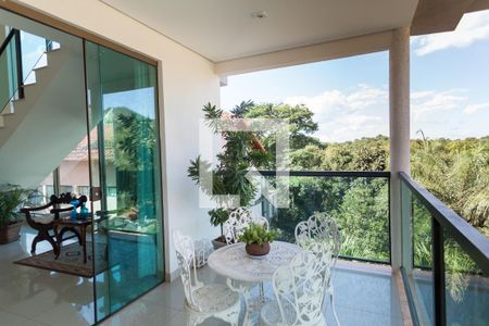 Varanda da Sala de casa de condomínio à venda com 3 quartos, 308m² em Vale das Araras, Nova Lima