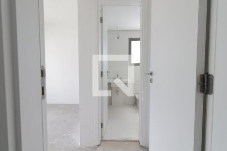 Corredor de apartamento à venda com 3 quartos, 160m² em Vila Olímpia, São Paulo