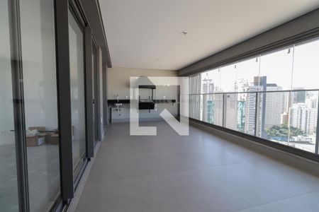 varanda de apartamento à venda com 3 quartos, 160m² em Vila Olímpia, São Paulo