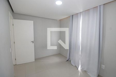 Quarto 1 de apartamento para alugar com 2 quartos, 40m² em Cascadura, Rio de Janeiro