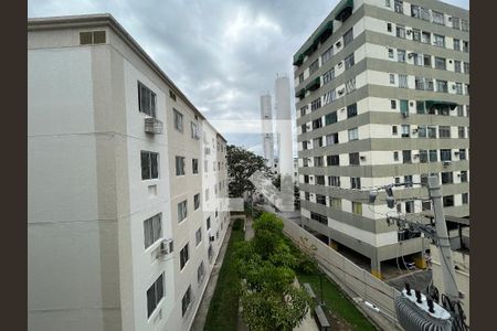 Vista do Quarto 1 de apartamento para alugar com 2 quartos, 40m² em Cascadura, Rio de Janeiro