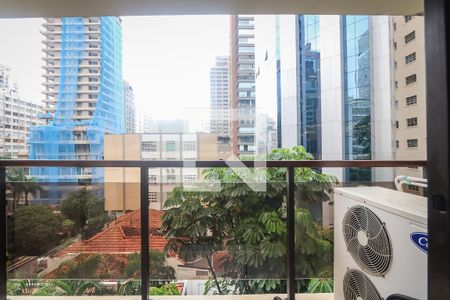 Varanda de kitnet/studio à venda com 1 quarto, 40m² em Jardim Paulista, São Paulo