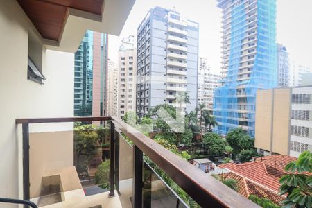 Varanda de kitnet/studio à venda com 1 quarto, 40m² em Jardim Paulista, São Paulo