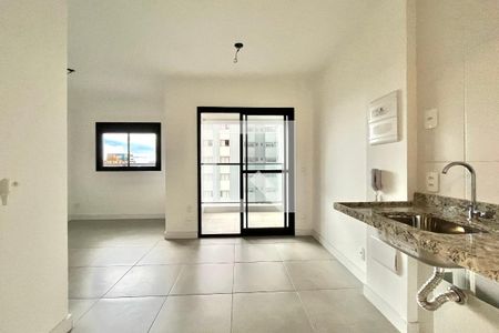 Cozinha de kitnet/studio à venda com 1 quarto, 28m² em Chácara Inglesa, São Paulo