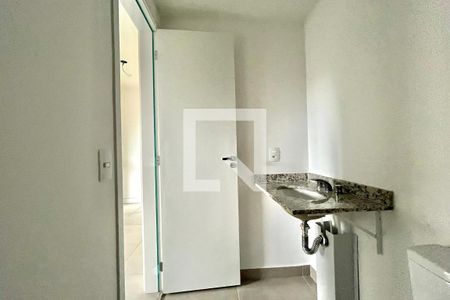 Banheiro de kitnet/studio à venda com 1 quarto, 28m² em Chácara Inglesa, São Paulo