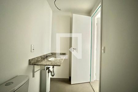 Banheiro da Suíte de apartamento à venda com 1 quarto, 43m² em Chácara Inglesa, São Paulo