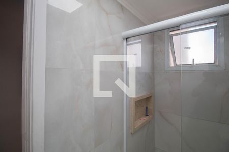 Banheiro de apartamento à venda com 2 quartos, 43m² em Vila Gustavo, São Paulo