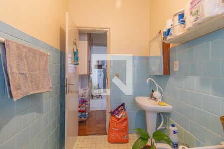 Banheiro 2 de casa à venda com 4 quartos, 250m² em Jardim Botânico, Porto Alegre