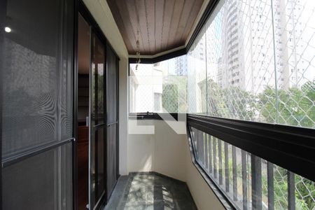 Varanda de apartamento à venda com 3 quartos, 129m² em Vila Uberabinha, São Paulo