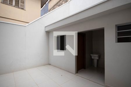 Quintal de casa à venda com 3 quartos, 140m² em Vila Nova Mazzei, São Paulo