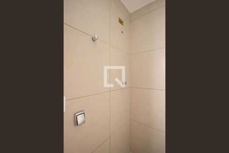 Banheiro de Serviço de casa à venda com 3 quartos, 140m² em Vila Nova Mazzei, São Paulo
