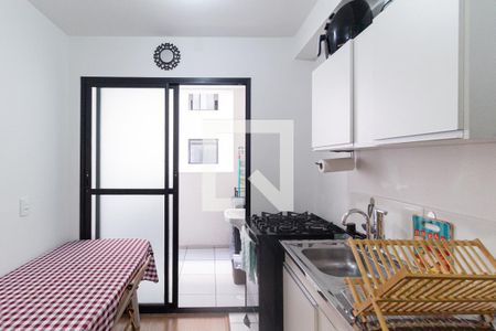 Cozinha de apartamento à venda com 2 quartos, 37m² em Metalúrgicos, Osasco