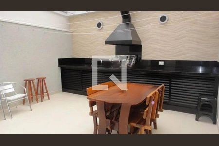 Casa à venda com 3 quartos, 200m² em Vila Dom Pedro I, São Paulo