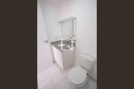 Banheiro da Suíte de apartamento para alugar com 1 quarto, 25m² em Jardim Monte Azul, São Paulo