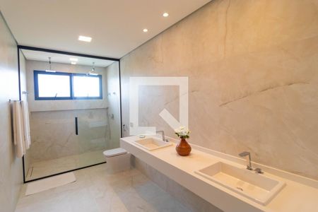 Banheiro da Suíte 4 de casa de condomínio à venda com 4 quartos, 496m² em Souzas, Campinas