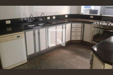 Foto 02 de casa à venda com 4 quartos, 945m² em Interlagos, São Paulo