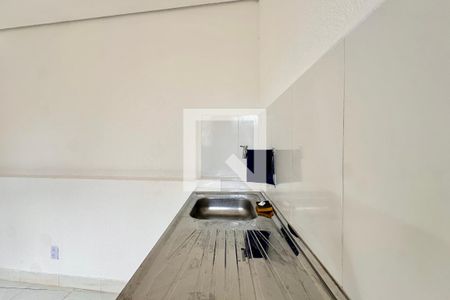 Cozinha e Área de Serviço de kitnet/studio para alugar com 1 quarto, 17m² em Botafogo, Rio de Janeiro