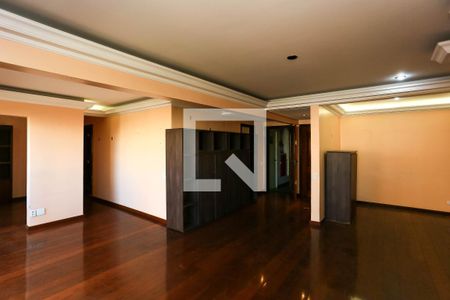 Sala de apartamento à venda com 4 quartos, 176m² em Vila Suzana, São Paulo