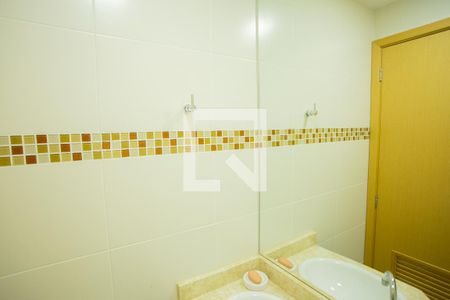 Lavabo de apartamento à venda com 3 quartos, 114m² em Santa Teresinha, São Paulo