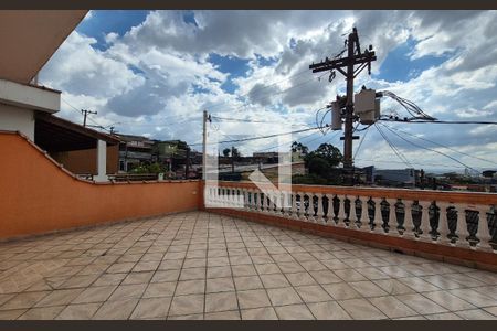 Area externa de casa à venda com 2 quartos, 168m² em Condomínio Maracanã, Santo André