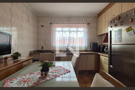 Cozinha de casa à venda com 2 quartos, 168m² em Condomínio Maracanã, Santo André