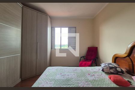 Quarto de casa à venda com 2 quartos, 168m² em Condomínio Maracanã, Santo André