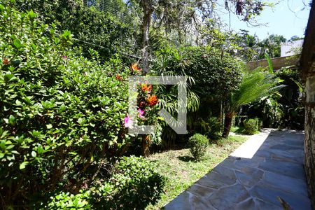 quintal dos fundos de casa à venda com 2 quartos, 239m² em Real Parque, São Paulo