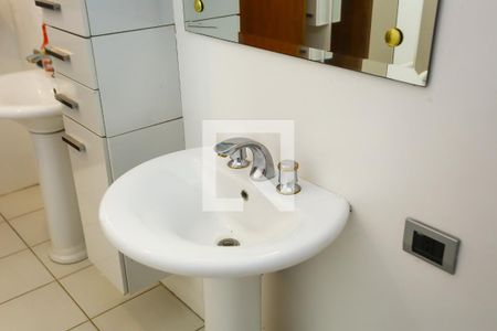 Banheiro da Suíte 2 de casa à venda com 2 quartos, 239m² em Real Parque, São Paulo