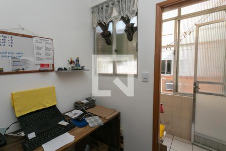 Quarto de Serviço de apartamento à venda com 3 quartos, 87m² em Passo D’areia, Porto Alegre
